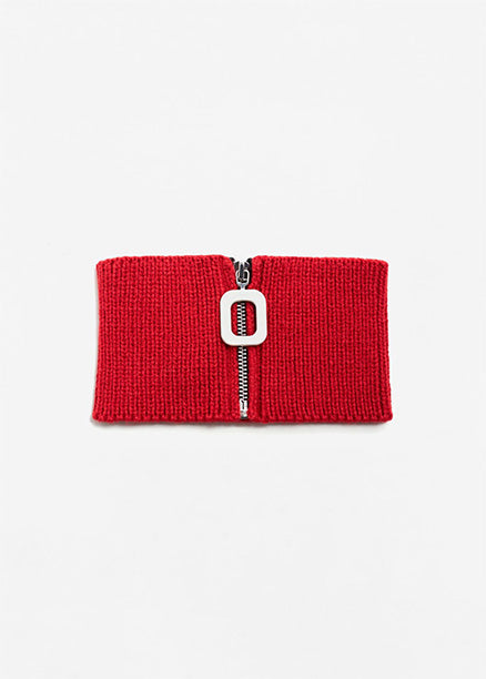 Zipped knit collar